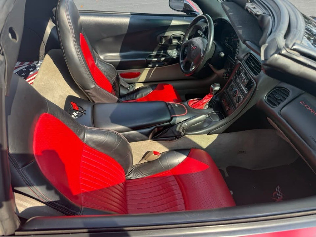1998 Chevrolet Corvette Image 9