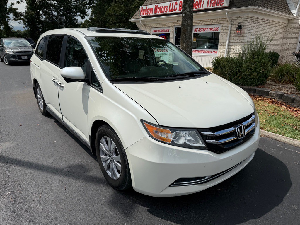 2017 Honda Odyssey Image 2