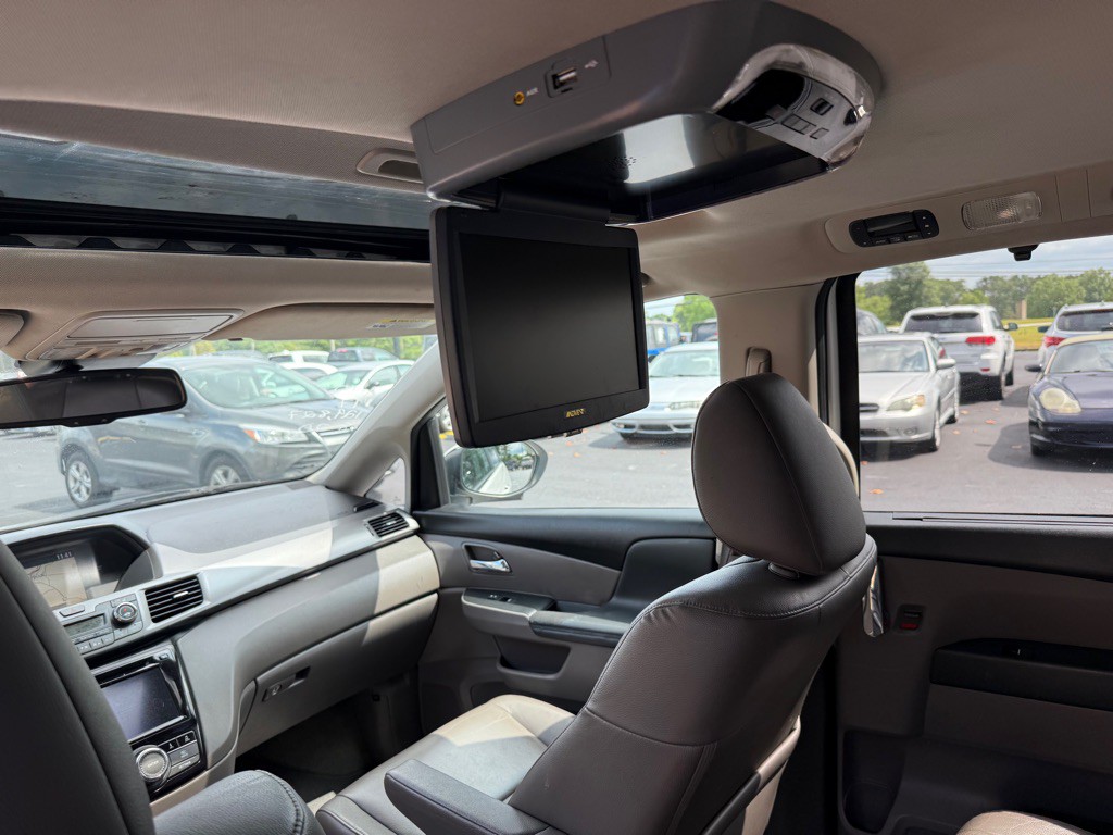 2017 Honda Odyssey Image 9
