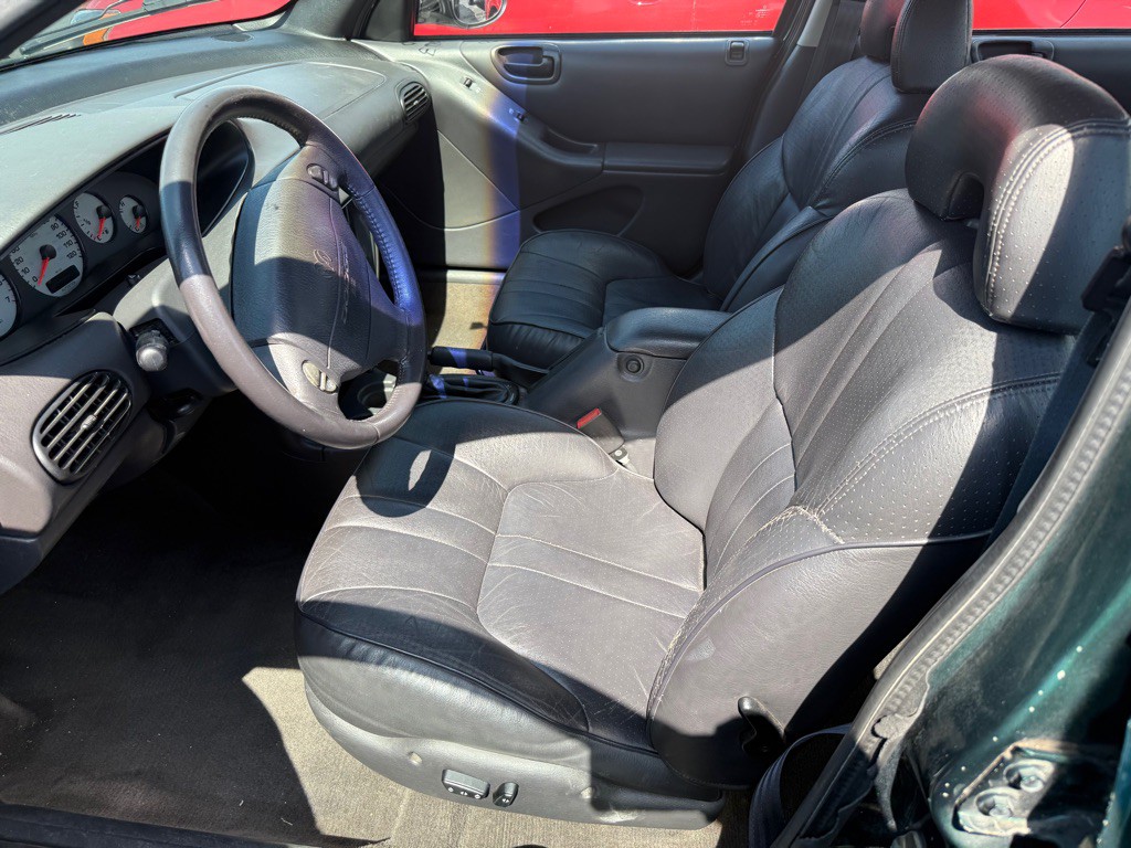 1999 Dodge Stratus Image 4