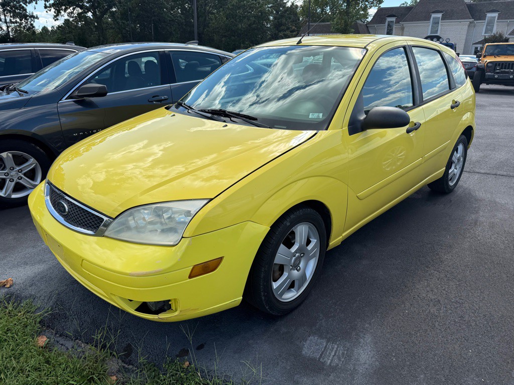 2005 Ford Focus Image 2