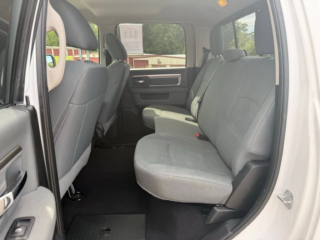 2018 RAM 1500 Image 9