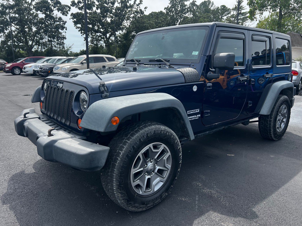 2013 Jeep Wrangler Unlimited Image 1