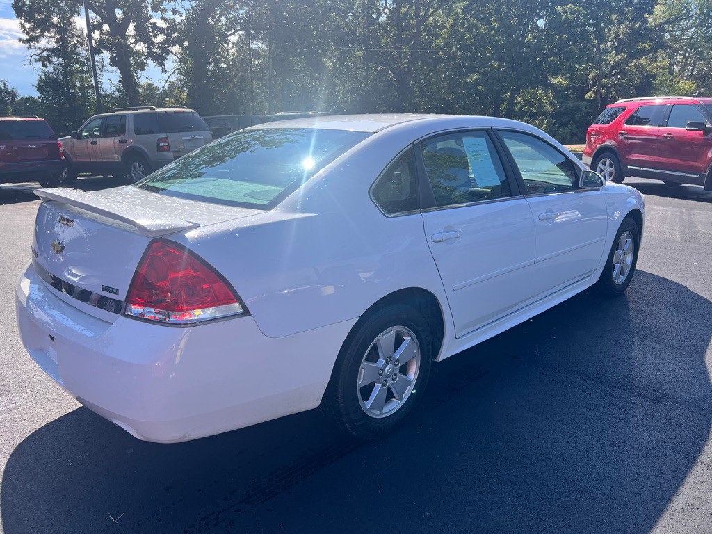 2010 Chevrolet Impala Image 3