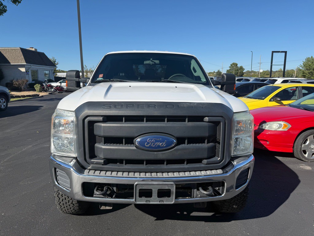 2015 Ford F-350 Image 2