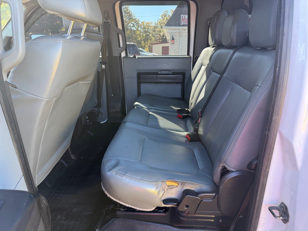 2015 Ford F-350 Image 8