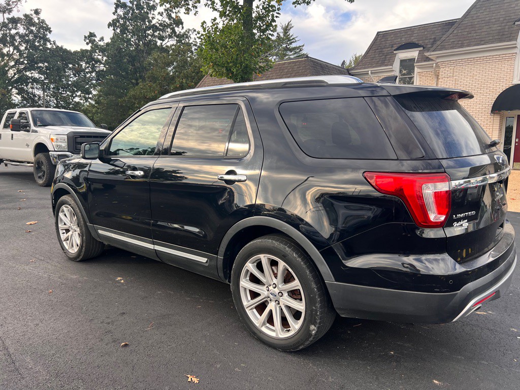 2016 Ford Explorer Image 3