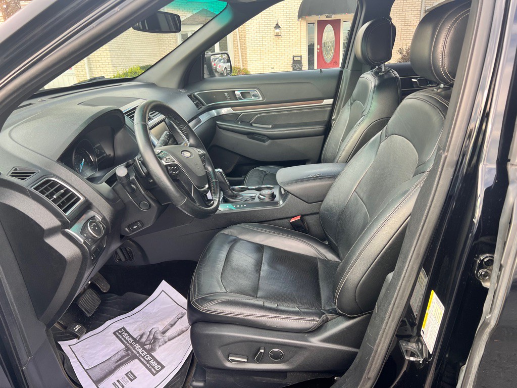 2016 Ford Explorer Image 5