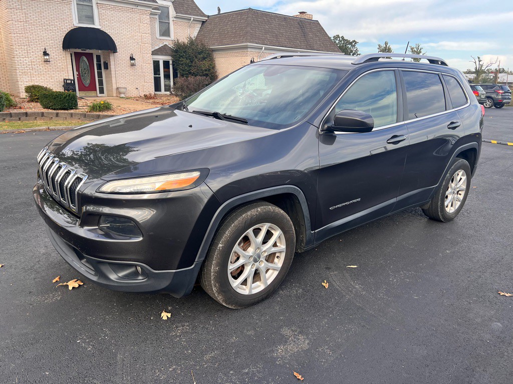 2016 Jeep Cherokee Image 1