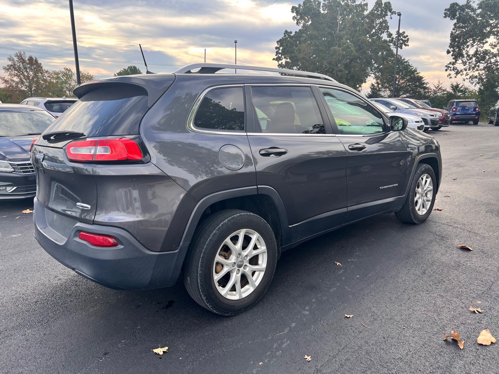 2016 Jeep Cherokee Image 3