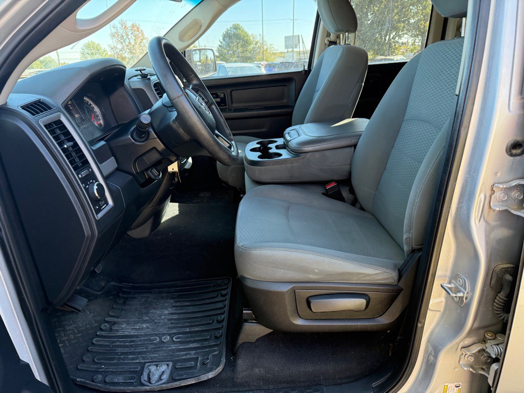 2017 RAM 1500 Image 5