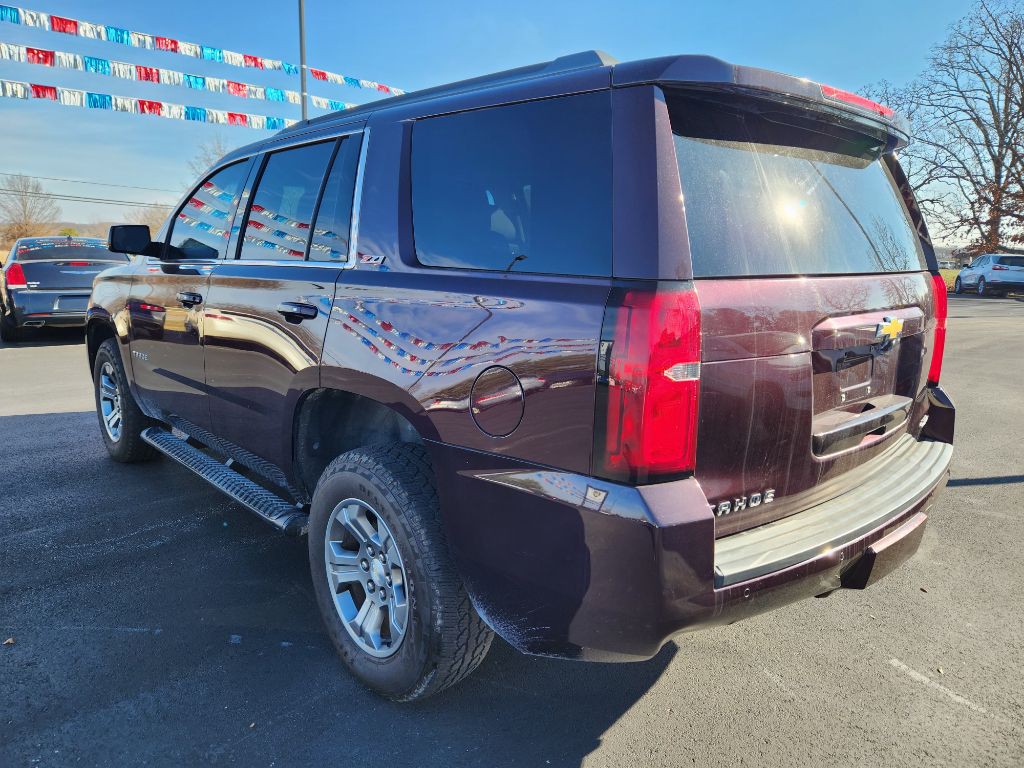 2017 Chevrolet Tahoe Image 2