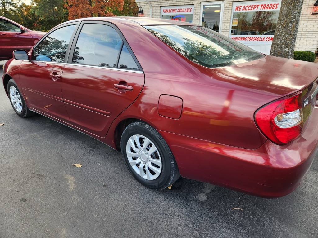 2002 Toyota Camry Image 2
