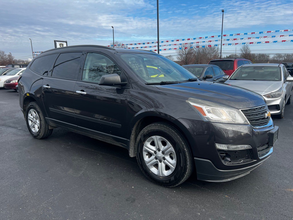 2016 Chevrolet Traverse Image 2