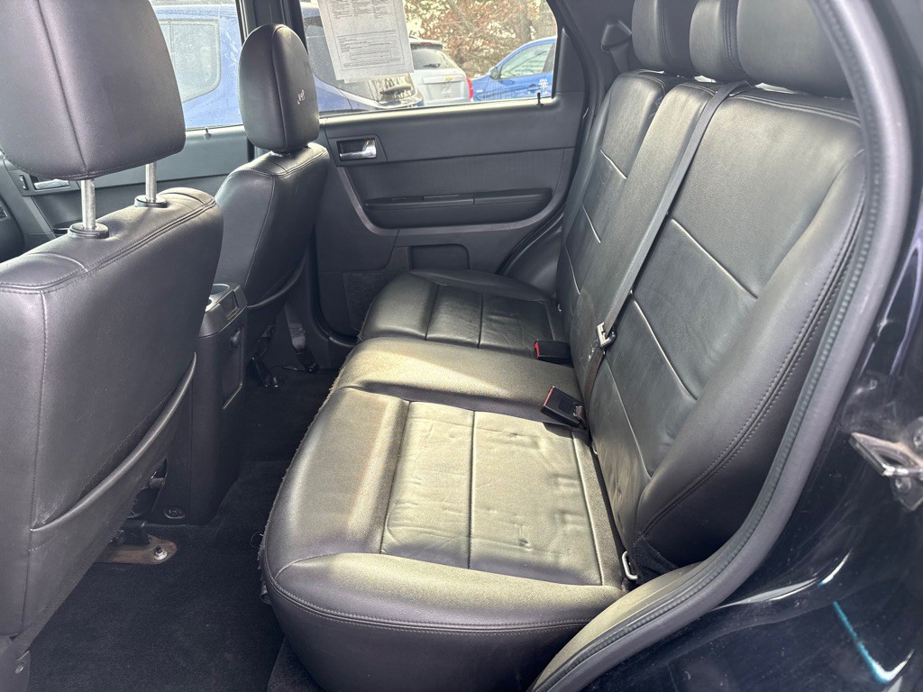 2010 Ford Escape Image 6