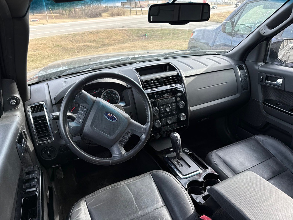 2010 Ford Escape Image 7