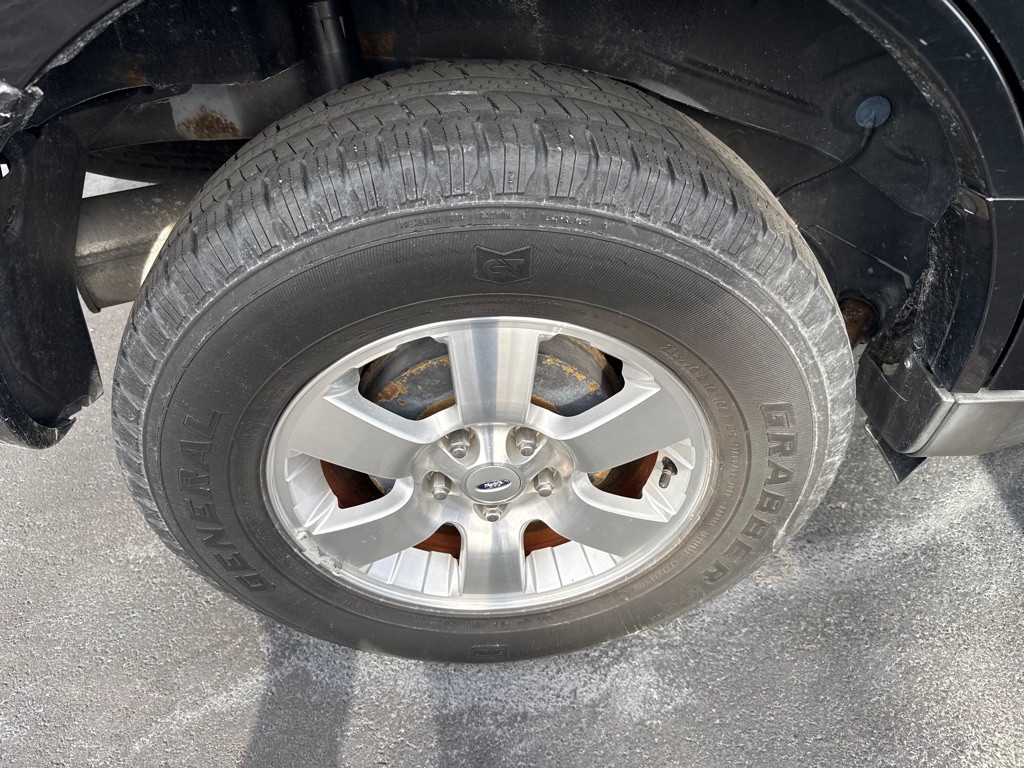 2010 Ford Escape Image 8