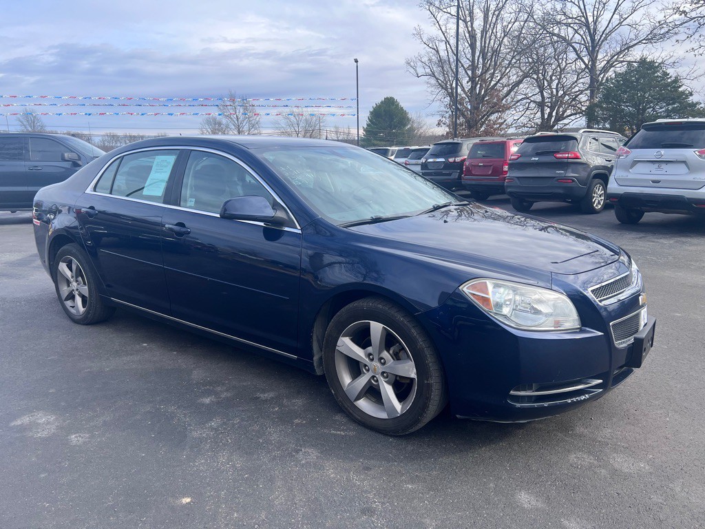 2011 Chevrolet Malibu Image 1