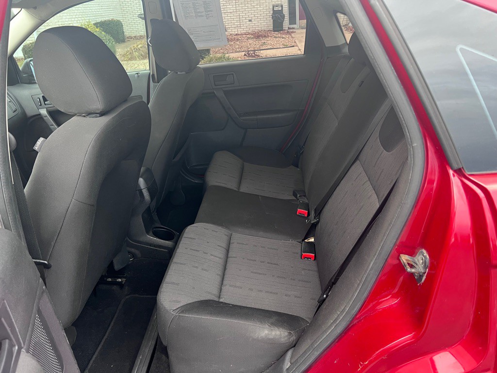 2009 Ford Focus Image 5