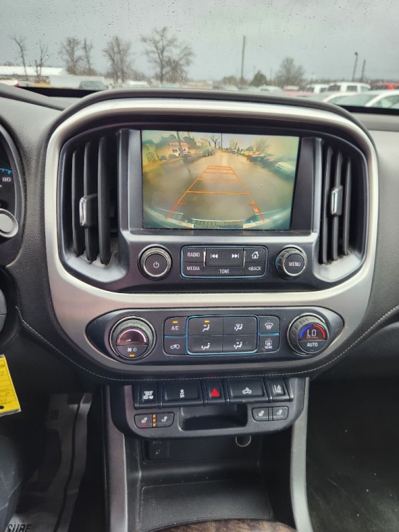 2017 GMC Canyon Image 8