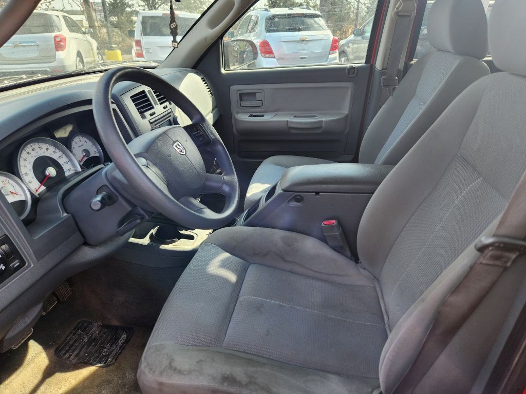2006 Dodge Dakota Image 5