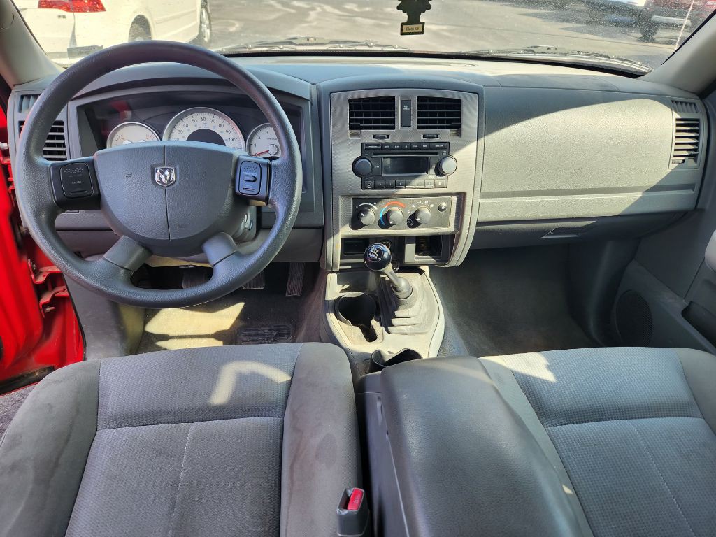 2006 Dodge Dakota Image 7