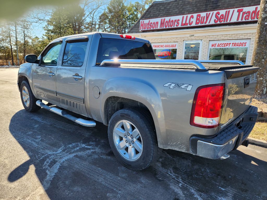 2013 GMC Sierra Image 2
