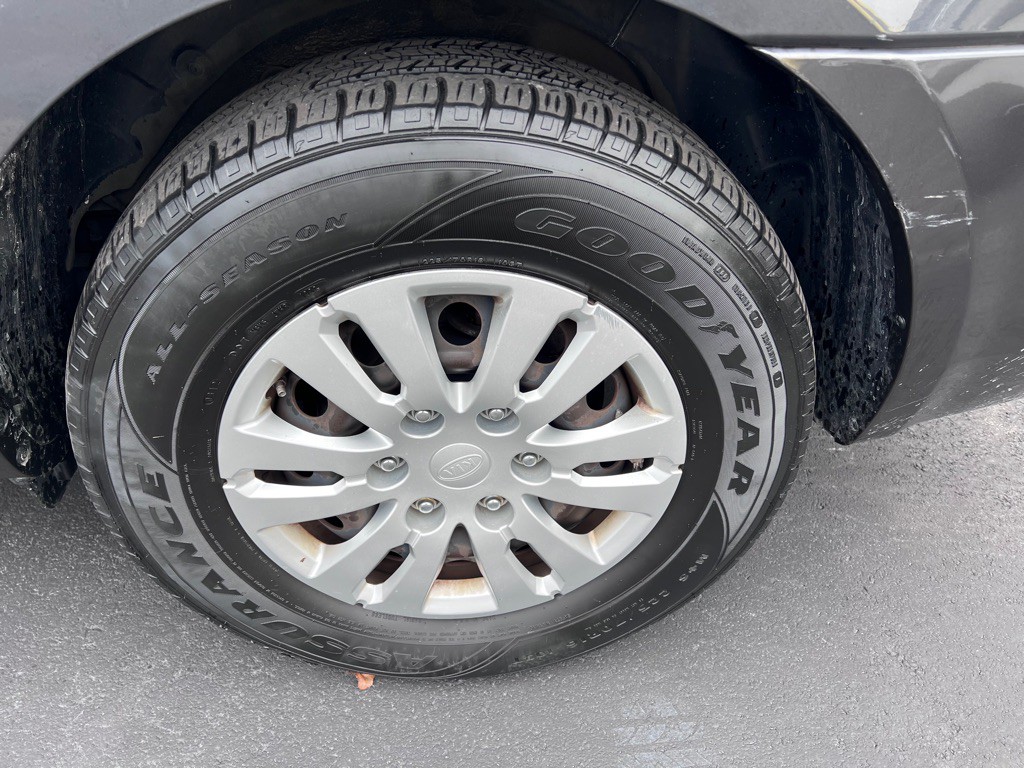 2014 Kia Sedona Image 10