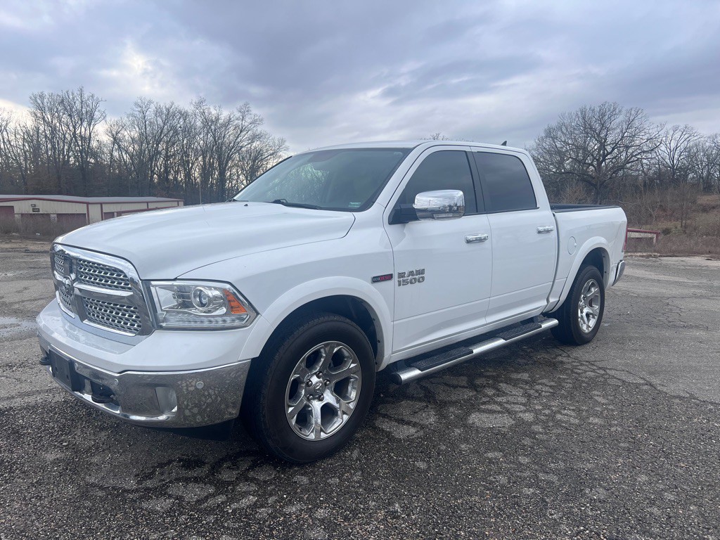 2016 RAM 1500 Image 1