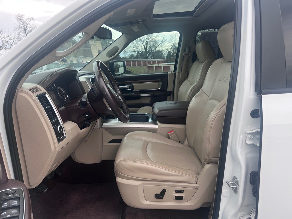 2016 RAM 1500 Image 5