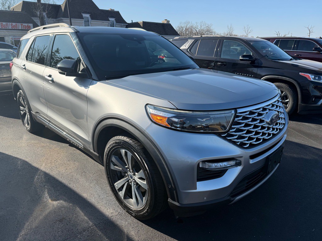 2020 Ford Explorer Image 1