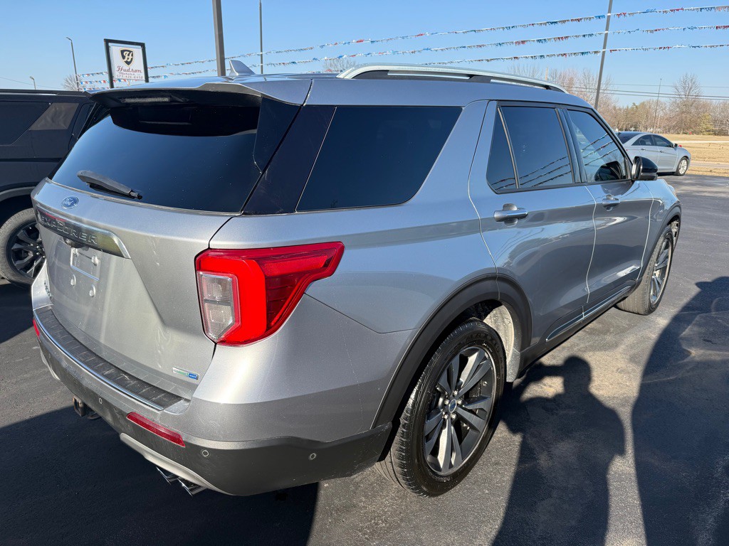 2020 Ford Explorer Image 5