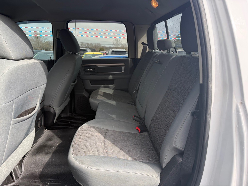 2016 RAM 1500 Image 7