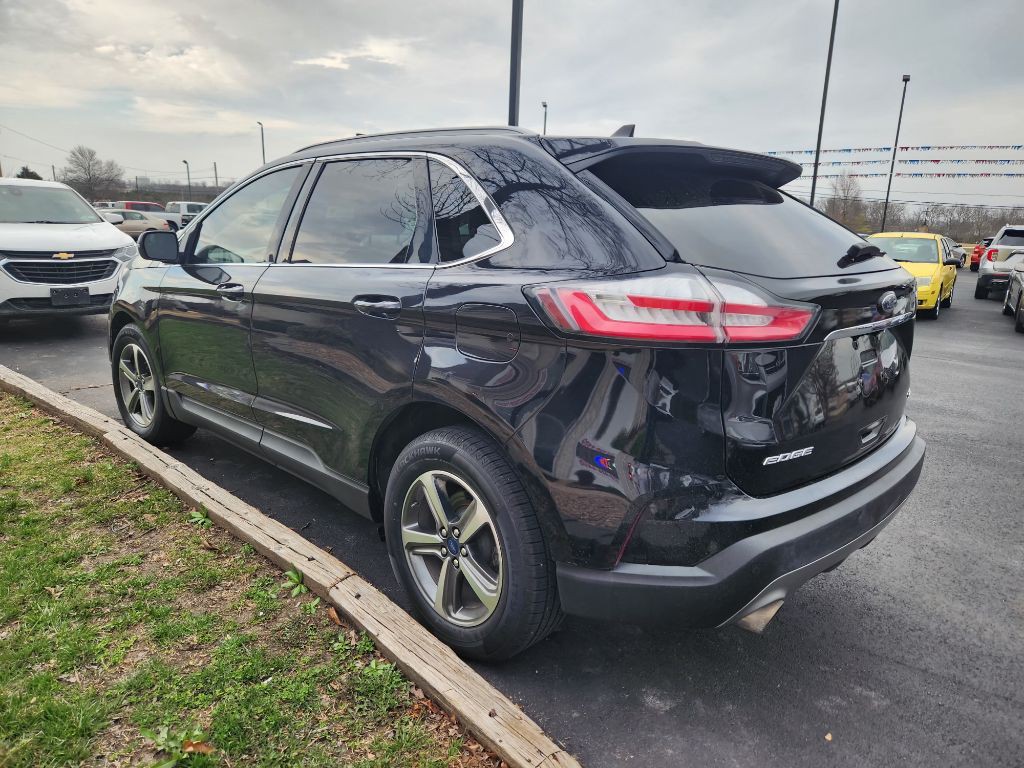 2020 Ford Edge Image 5