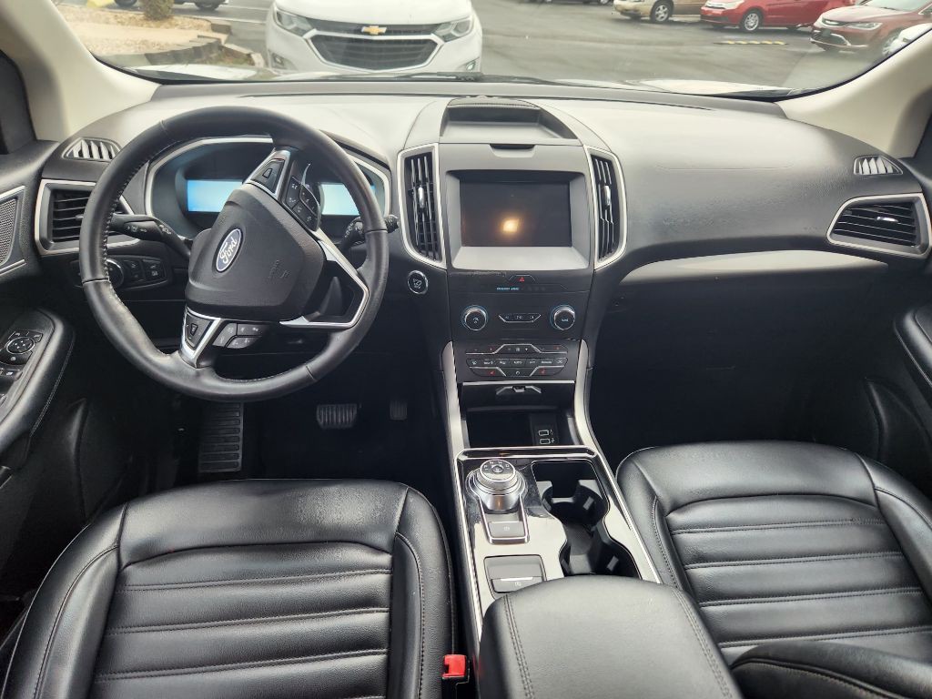 2020 Ford Edge Image 6