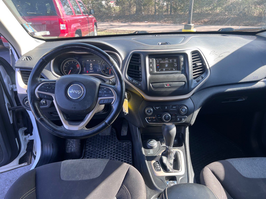 2018 Jeep Cherokee Image 7