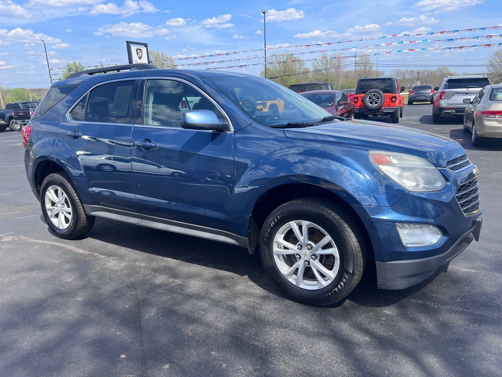 2017 Chevrolet Equinox Image 2