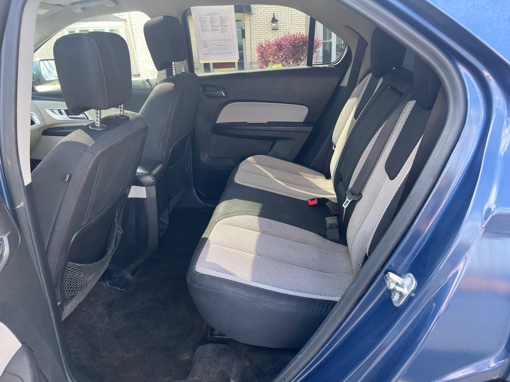 2017 Chevrolet Equinox Image 6