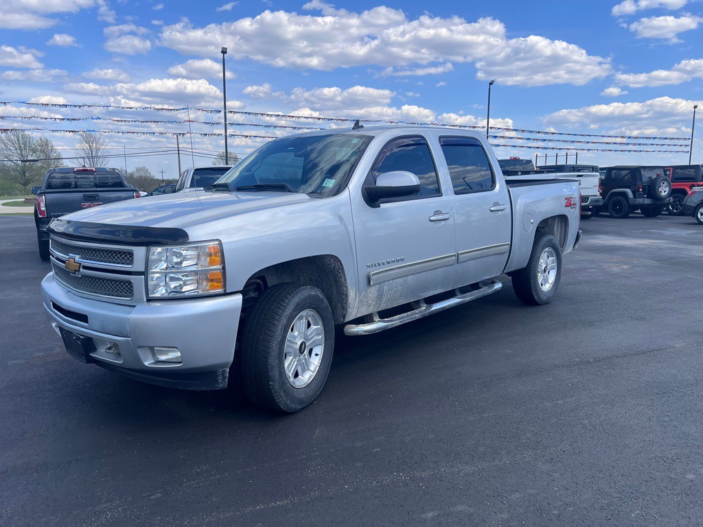 2013 Chevrolet Silverado 1500 Image 2