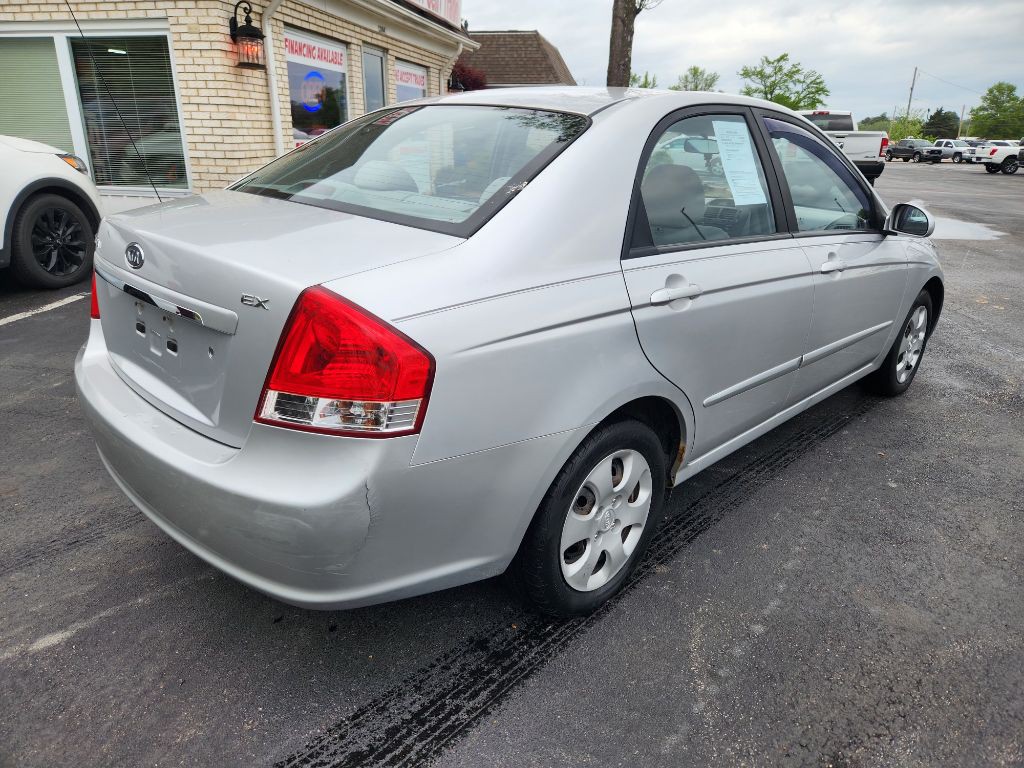 2009 Kia Spectra Image 3