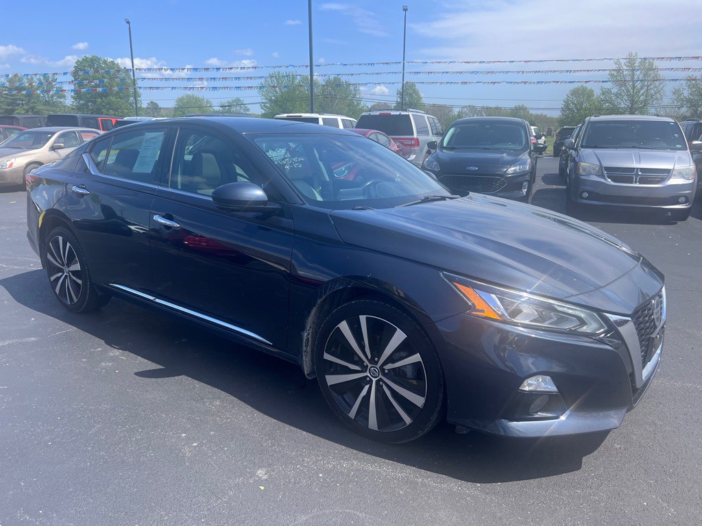 2021 Nissan Altima Image 1