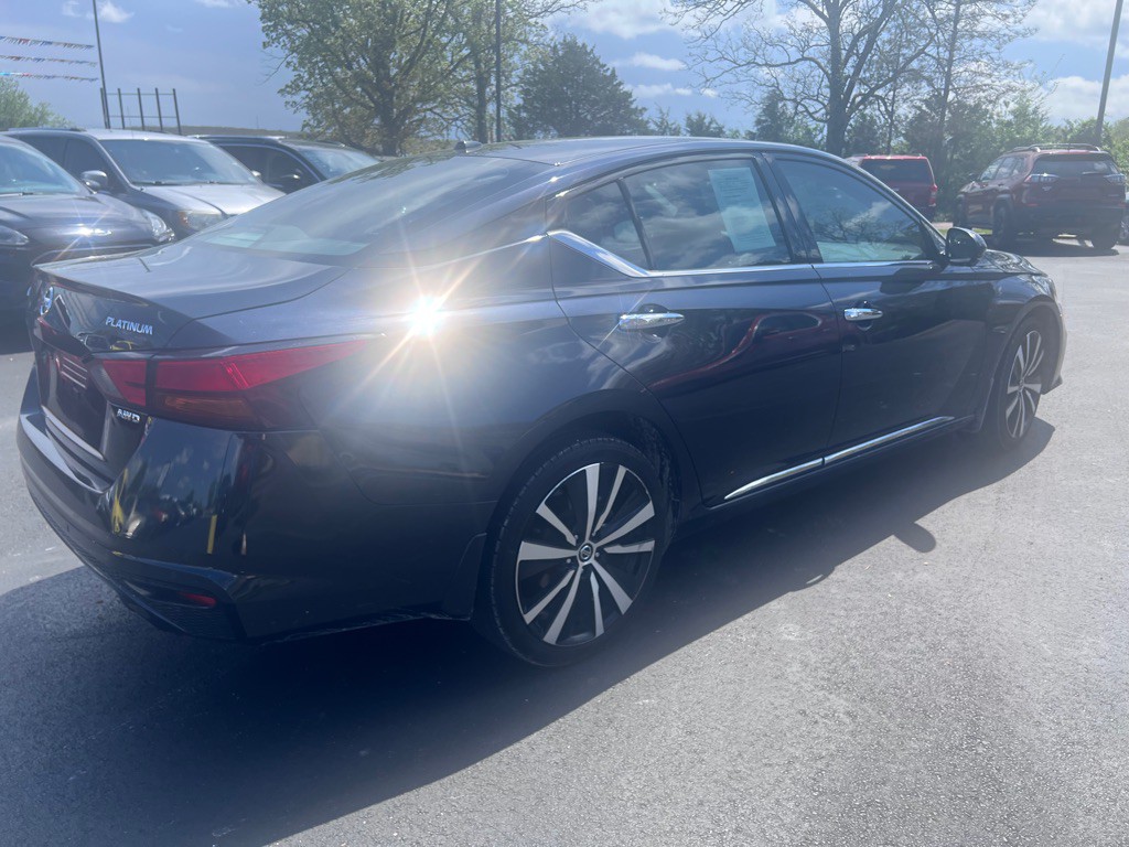 2021 Nissan Altima Image 4