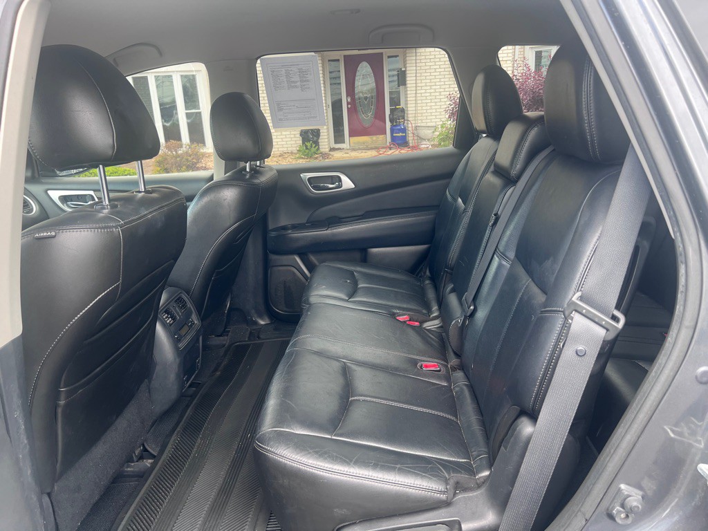 2013 Nissan Pathfinder Image 6