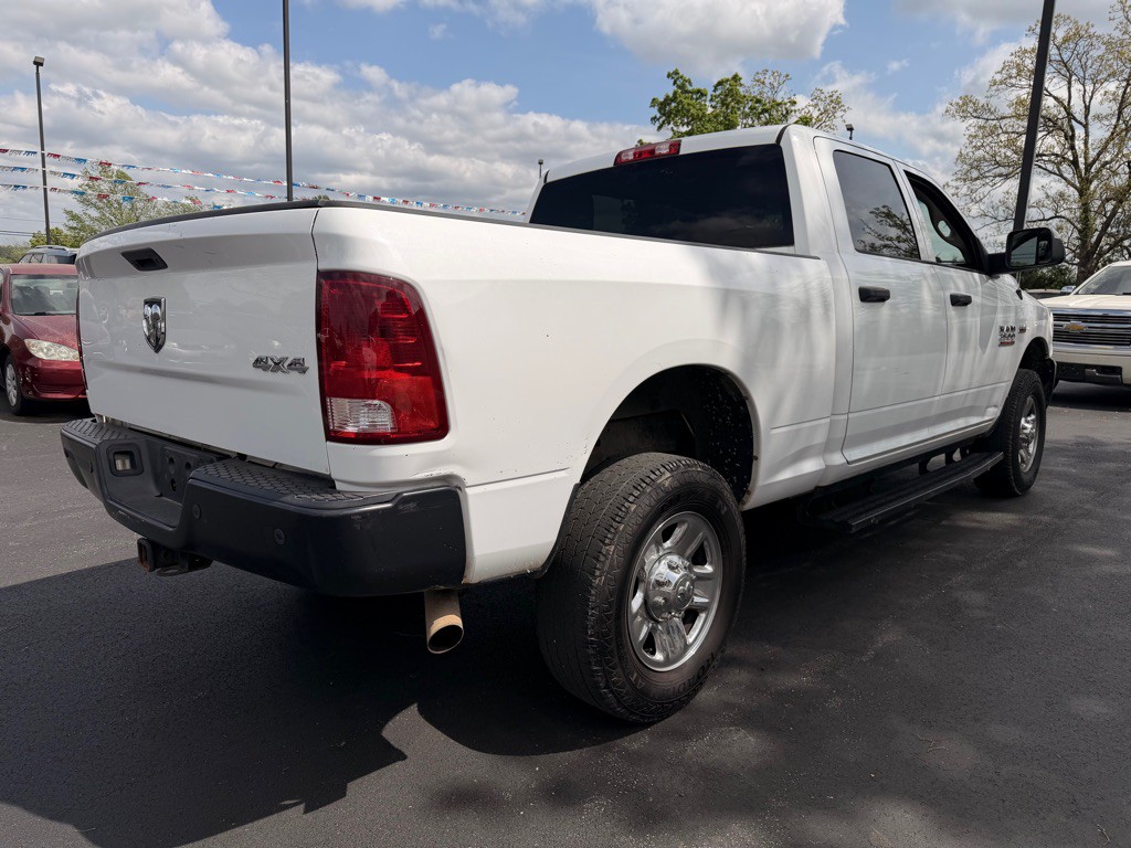 2015 RAM 2500 Image 3