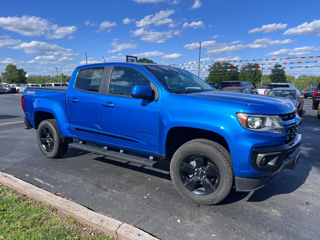 2022 Chevrolet Colorado Image 2