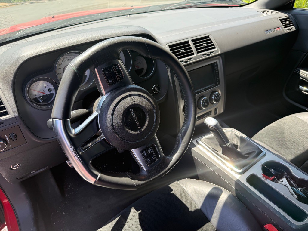 2012 Dodge Challenger Image 7
