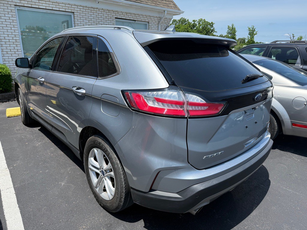 2020 Ford Edge Image 3
