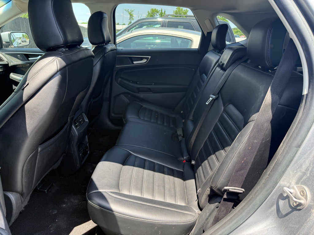 2020 Ford Edge Image 6