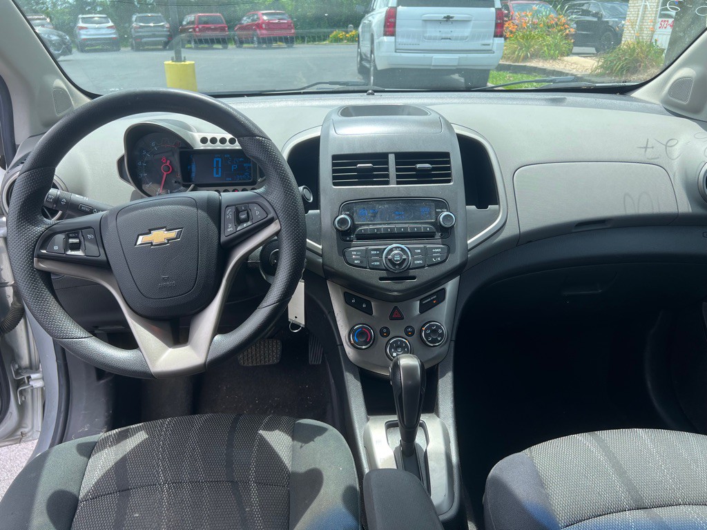 2012 Chevrolet Sonic Image 7