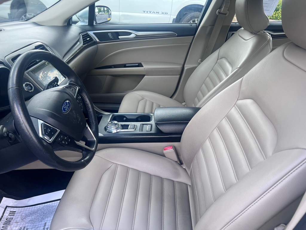 2019 Ford Fusion Image 5